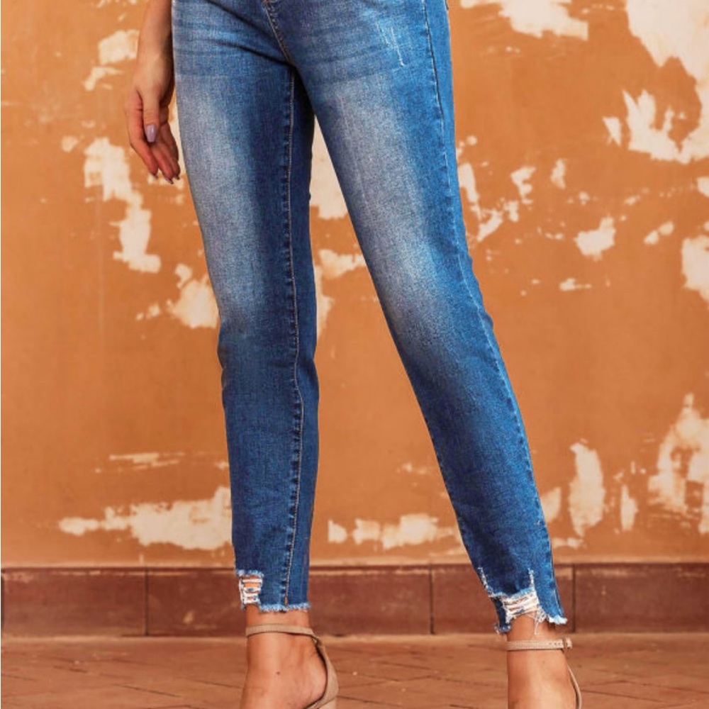 Blue Distressed Ankle-length skinny Jean